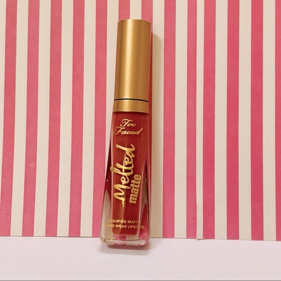 TOO FACED MELTED MATTE LIP - Into You - Picture 2 of 5